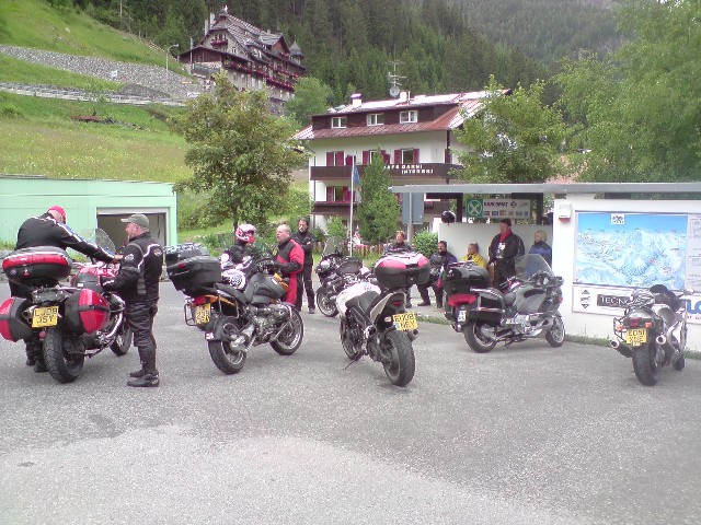 640x480 pixels (124K)